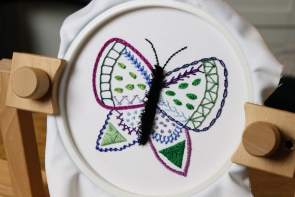 Review: 20 Intermediate Embroidery Stitches for Holiday Sales